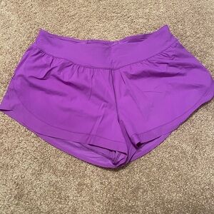 Lululemon Calm Tides Lined
Running Short 2.5"